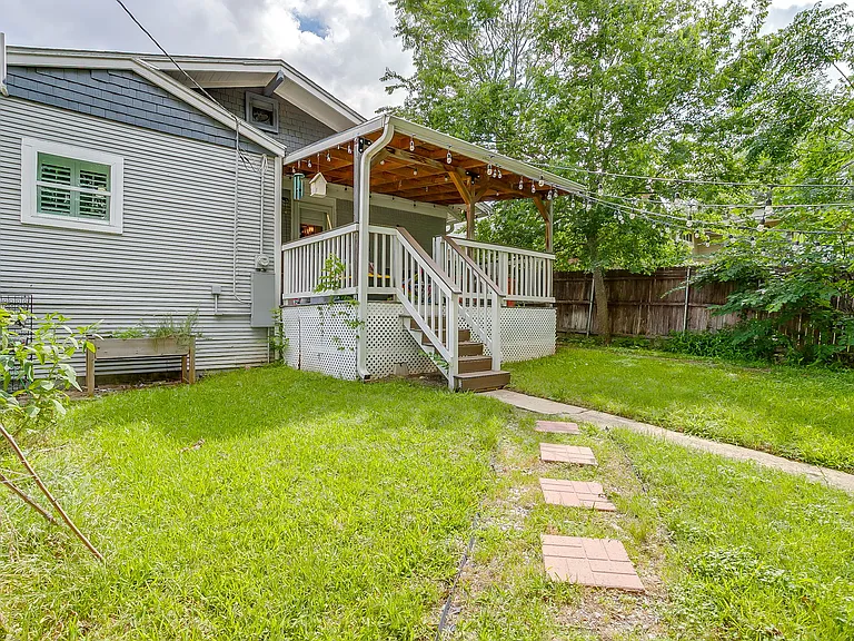 2200 W Magnolia Ave — Photo 24