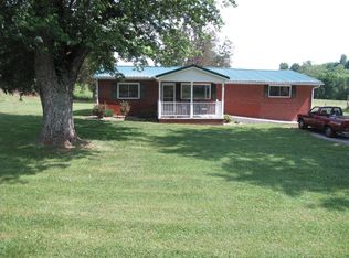 922 Cross Valley Rd, La Follette, TN 37766