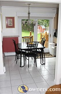 DINING AREA - VIEW FROM FRONT DOOR