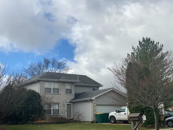 2204 Beechwood Rd, Joliet, IL 60432