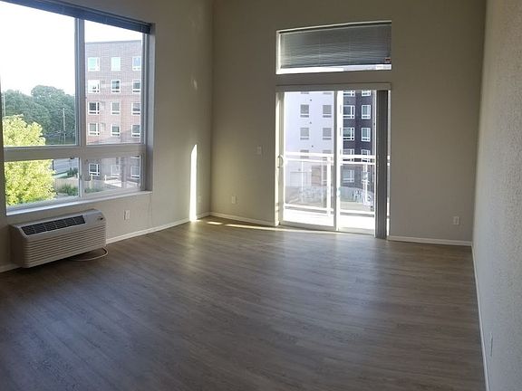 5th image of 2630 Essex St SE #2618-2