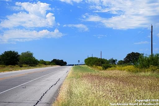 4th image of 36650 HWY 173 and CR 301