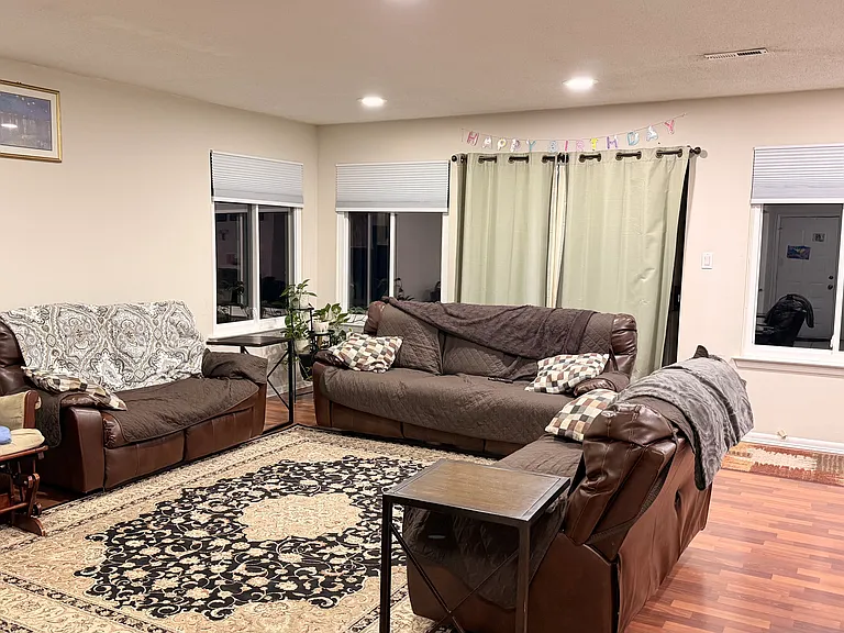 56 Gate House Ln — Photo 5