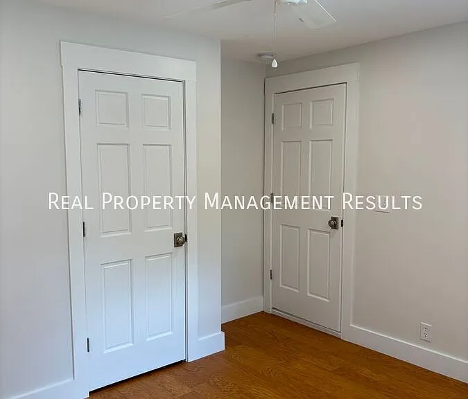 402 W Jennings St — Photo 16