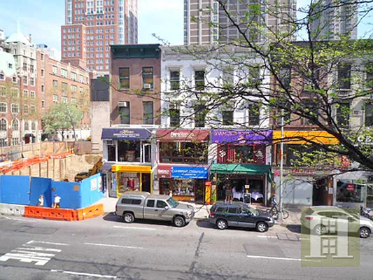 Rented by Halstead Real Estate | media 21