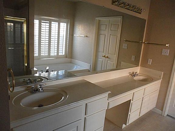 4th image of 3610 Ashby Dr
