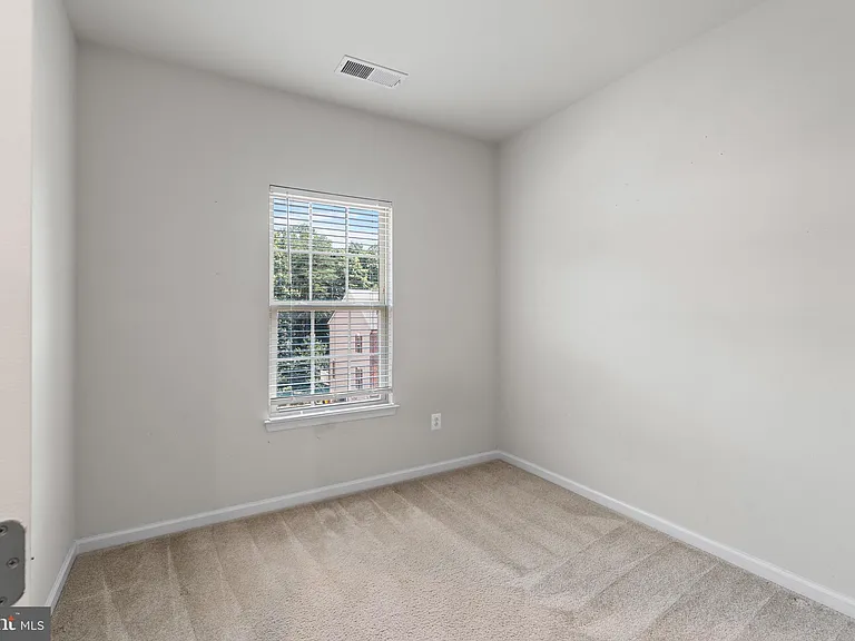 2657 Richmond Way — Photo 35