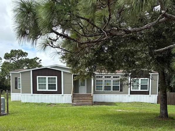 5250 Topeka Ave, Saint Cloud, FL 34773