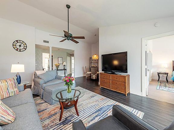 4th image of 9828 Luna CIR #203