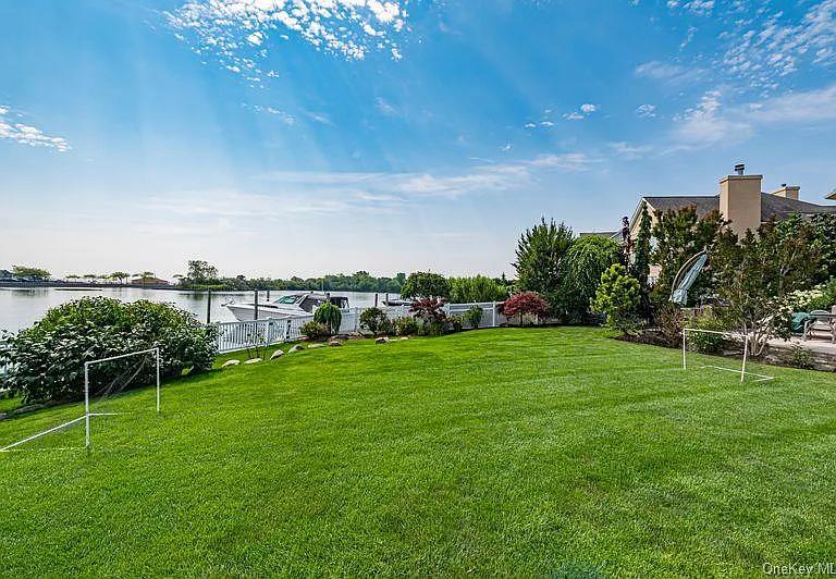 37 Crescent Cove Cir — Photo 41
