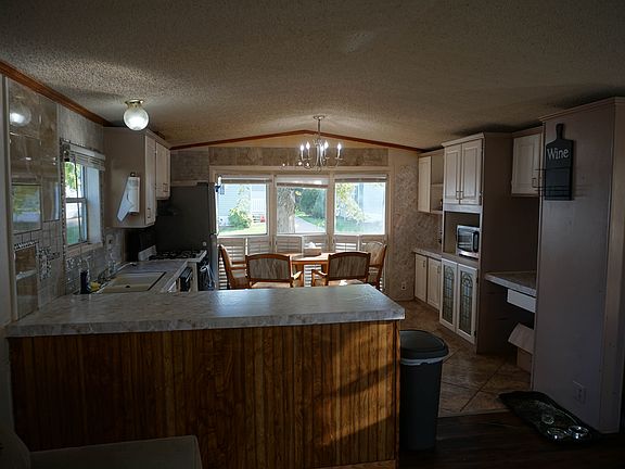 4th image of 1031 S 9th St