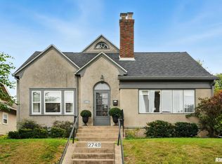 2749 15th Ave, Moline, IL 61265