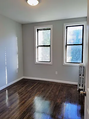 Rented by Bruma Realty LLC | media 4