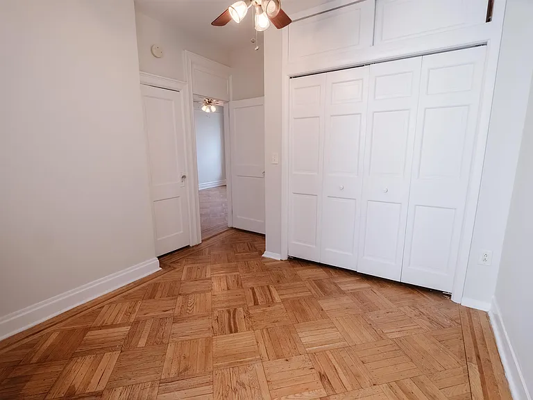 76 Romaine Ave #4 — Photo 15