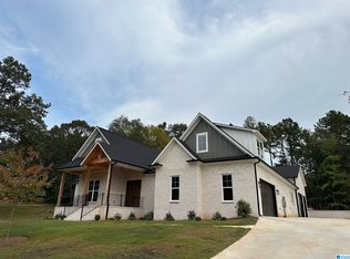 1227 Valley St, Pell City, AL 35128