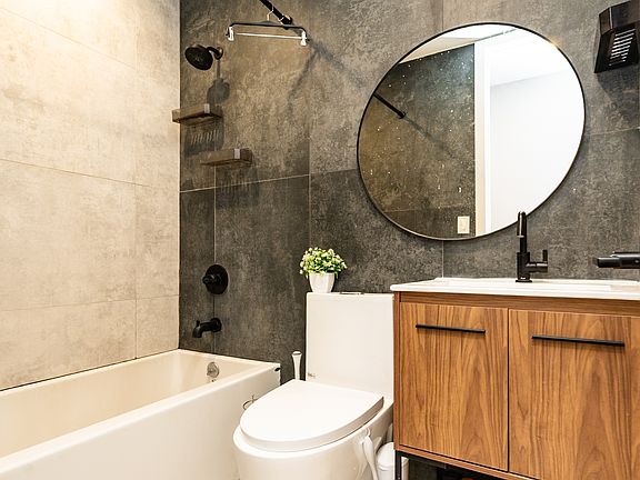 3rd image of 1071 Nostrand Ave #2E