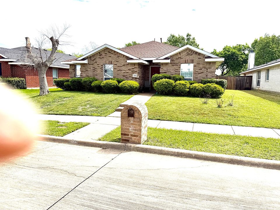 1st image of 1312 Sunshine Ct