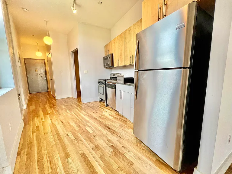 101 Jefferson Ave #3F — Photo 9
