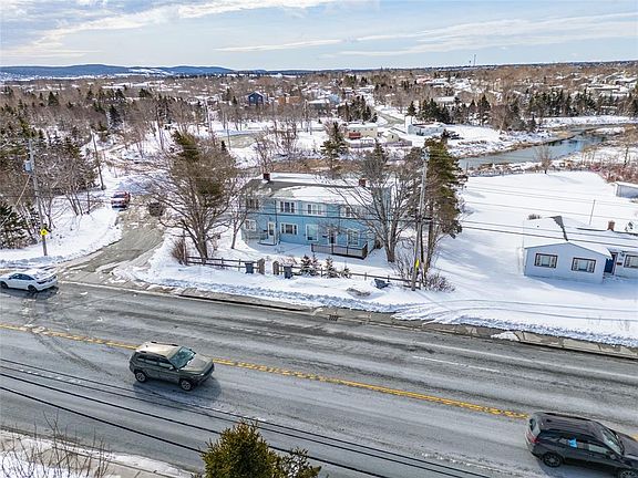 5th image of 813 Topsail Road