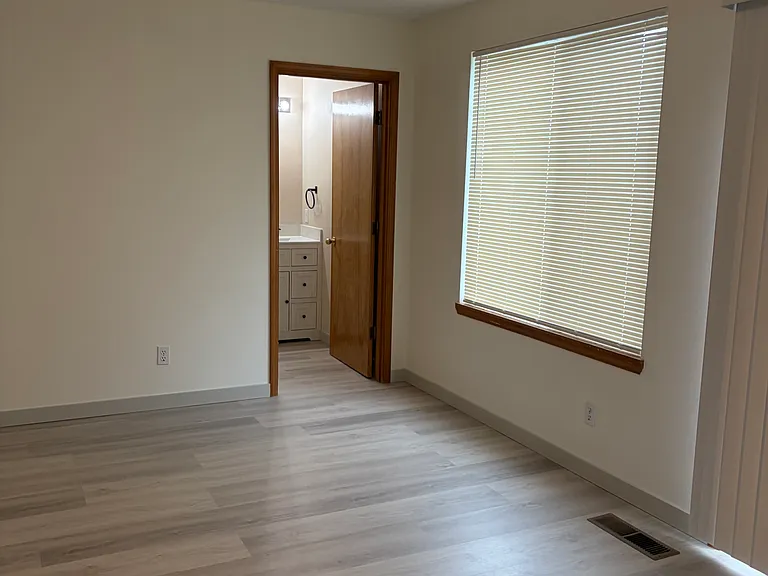 17320 SW Ellis Ct — Photo 12