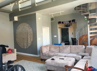 2923 N Racine Ave, Chicago, IL 60657