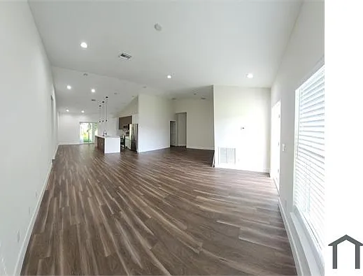 6501 Las Palmas Way — Photo 18