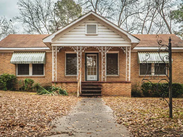 1800 S Washington Ave, Marshall, TX 75670