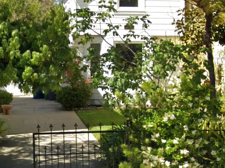 1307 Santa Clara Ave — Photo 2