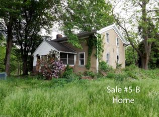 6992 Fairhill St SE, Waynesburg, OH 44688