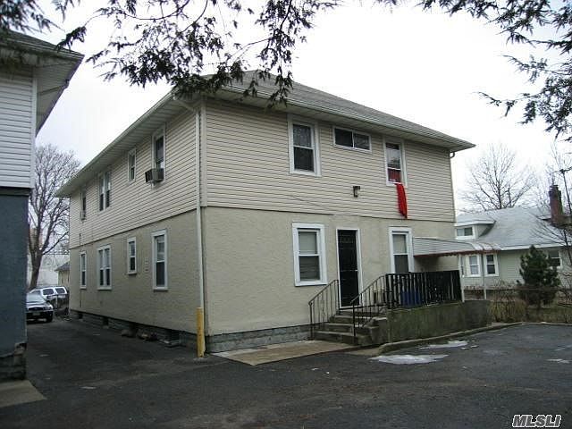 2nd image of 17 Webb Ave