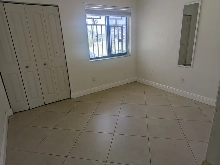 12335 SW 193rd St — Photo 10