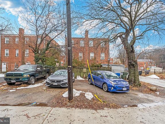 2nd image of 4208 Foote St NE
