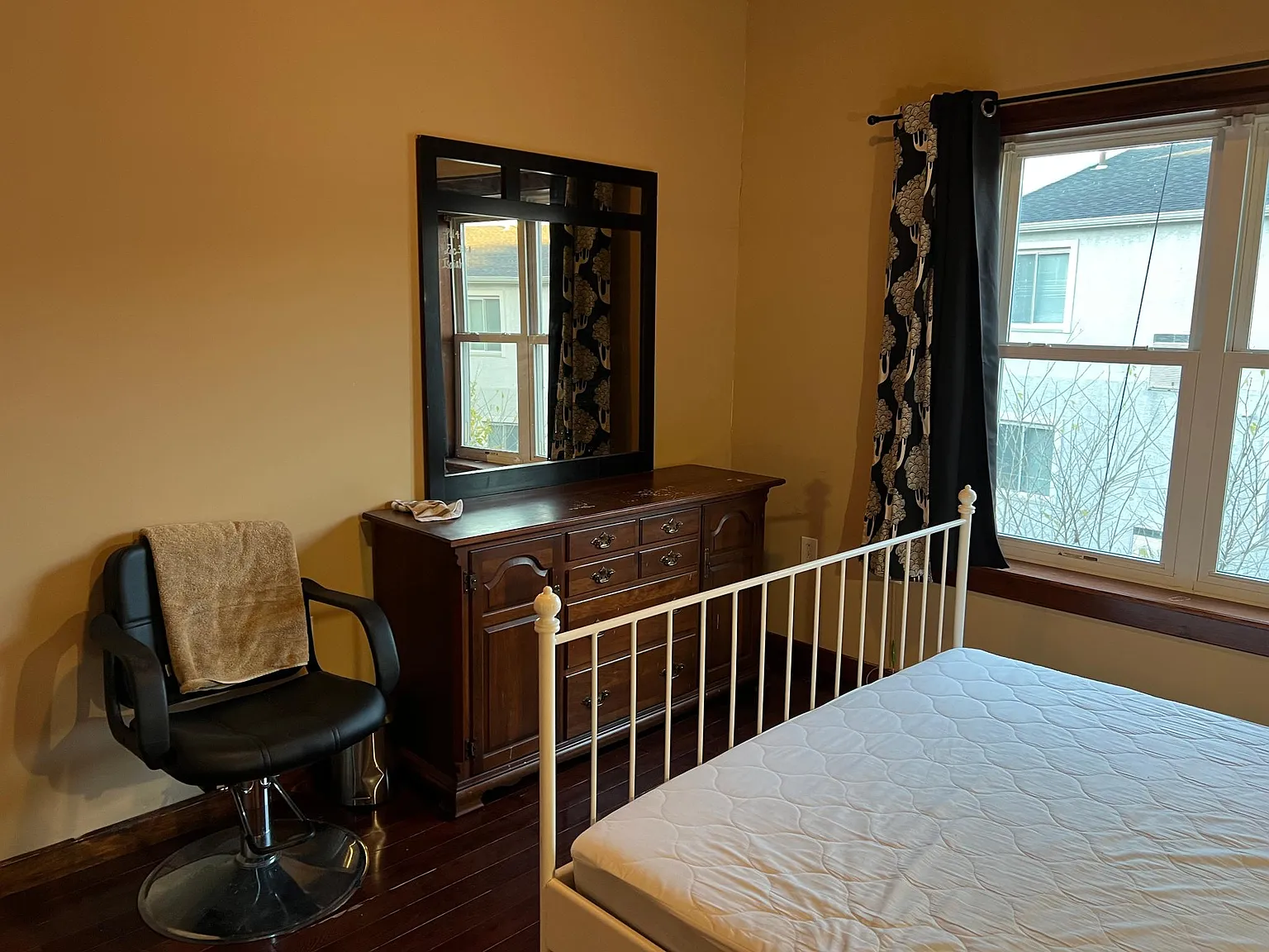 2 bed, 950 sqft, $1,800 — Photo 4