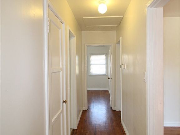 4th image of 2051 W 99th St