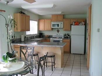 3rd image of 8426 Davona Dr