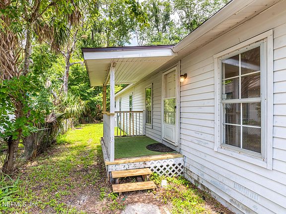 4th image of 7756 CLUB DUCLAY Drive