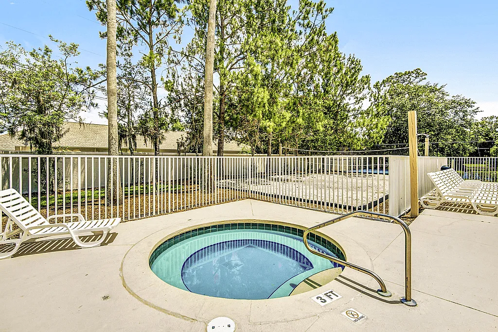 Cedar Forest Apartments — Photo 3