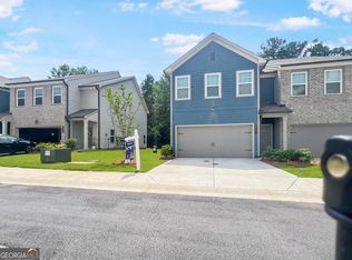 6631 Wyndale Dr, Douglasville, GA 30135