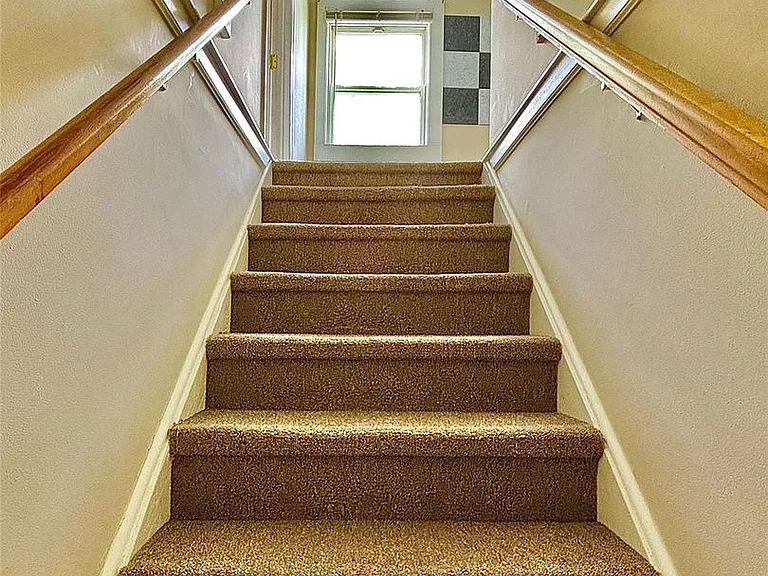 30 Oak St #1 — Photo 14