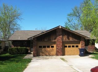2335 W Walnut Lawn St APT B, Springfield, MO 65807
