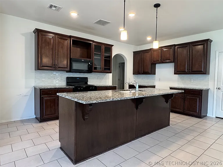 3755 E 143rd Pl S — Photo 8