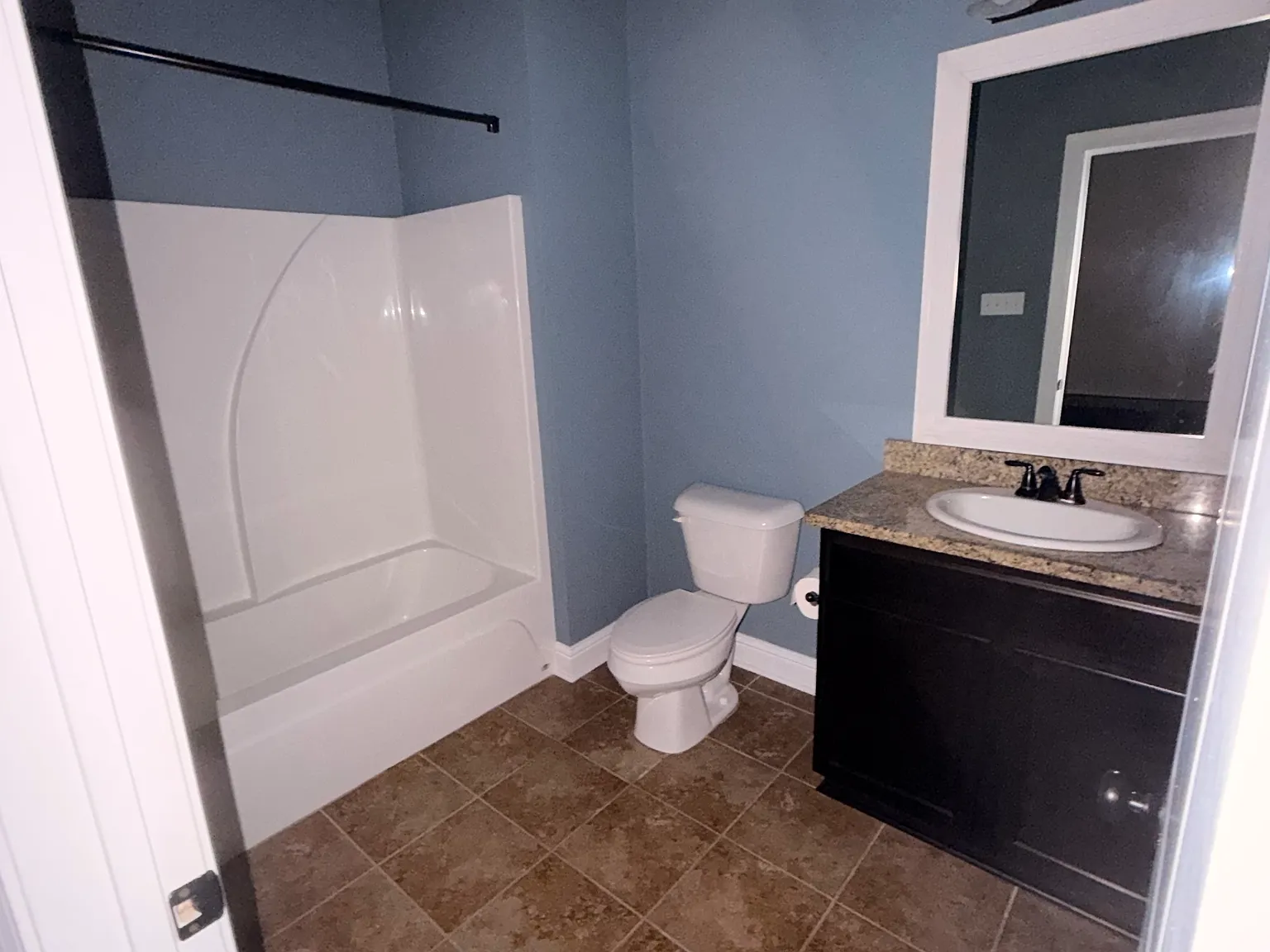 3 bed, 1707 sqft, $2,000 — Photo 4