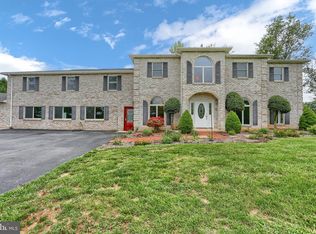 56 Hoover Rd, Carlisle, PA 17015