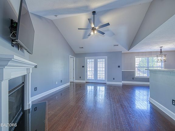 5th image of 2649 Southwinds Cir