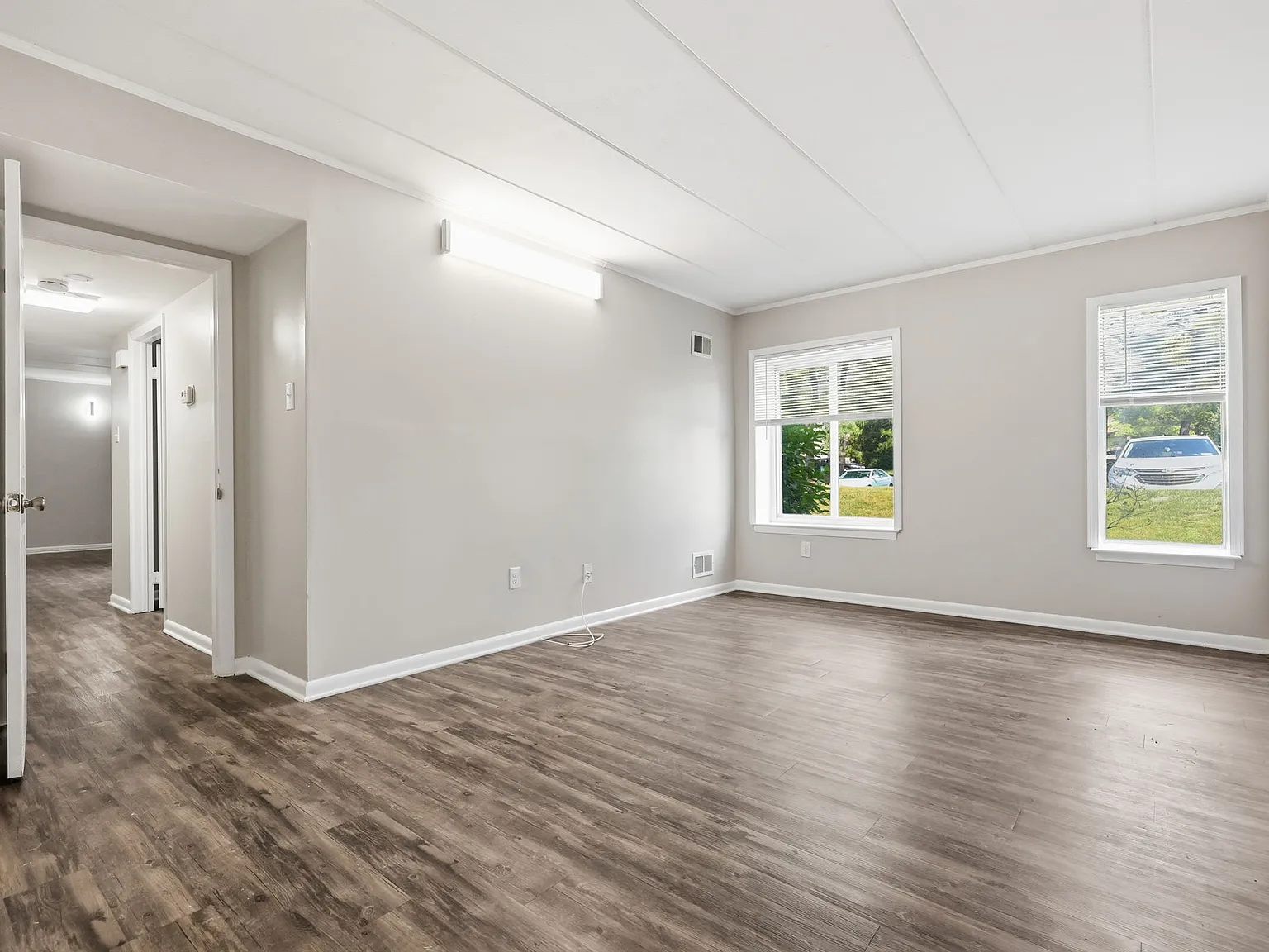 2 bed, 1233 sqft, $2,299 — Photo 1