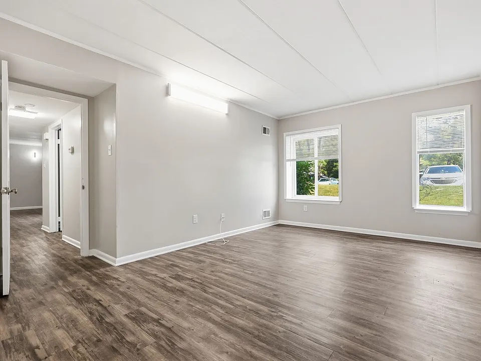 115 Leedom Way
