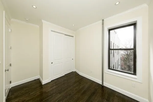 Rented by Voro New York | media 9