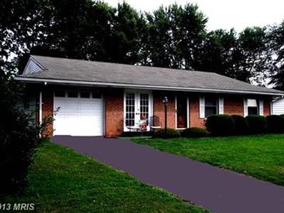 1804 N Craig St, Sterling, VA, 20164