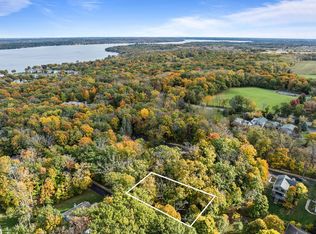 17 Hill St, Williams Bay, WI 53191