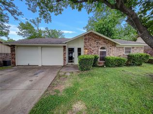 1905 Westover Ct, Arlington, TX 76015